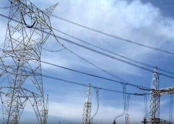 Generación y eficiencia energética, entre los principales riesgos del país, dice KPMG