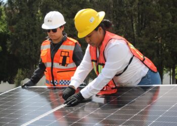 Espera Puebla emitir 111 certificaciones de competencia en instalaciones fotovoltaicas