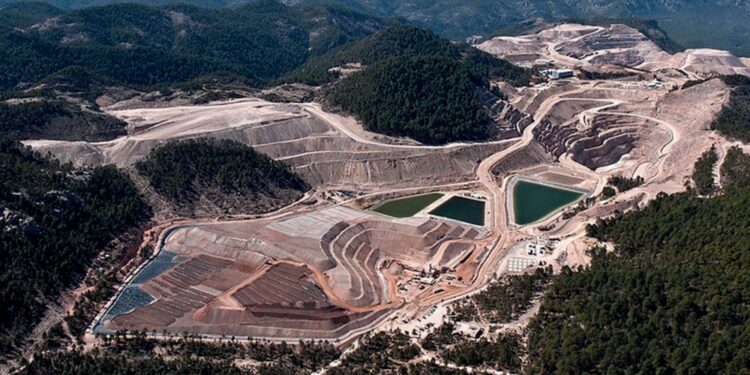 Cayeron inversiones en minería 5.8 % en 2023