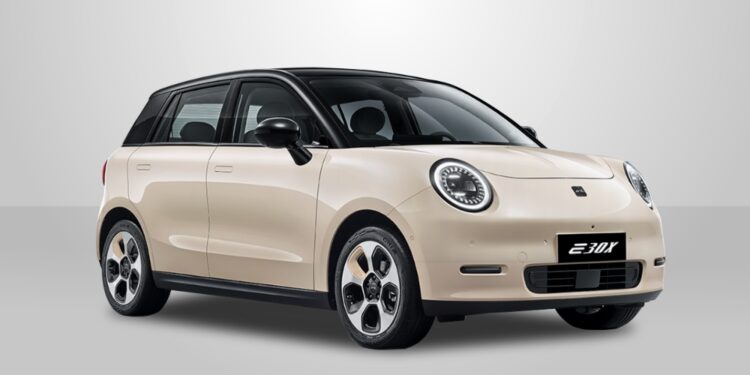 Abre JAC México mega agencia de autos en Puebla