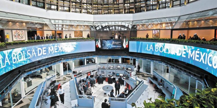 Coloca CFE certificados de deuda por 75 mil millones de pesos