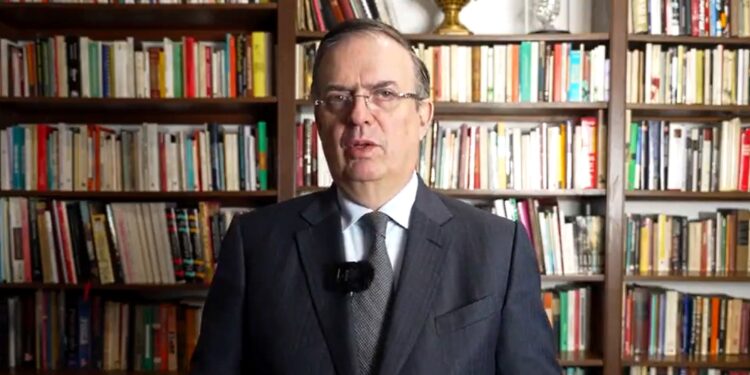 Ebrard respalda inversiones; Texas ofrece seguridad jurídica a quienes salgan de México