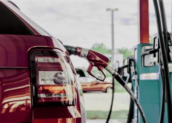 Mantiene Hacienda en ceros apoyo fiscal a automovilistas