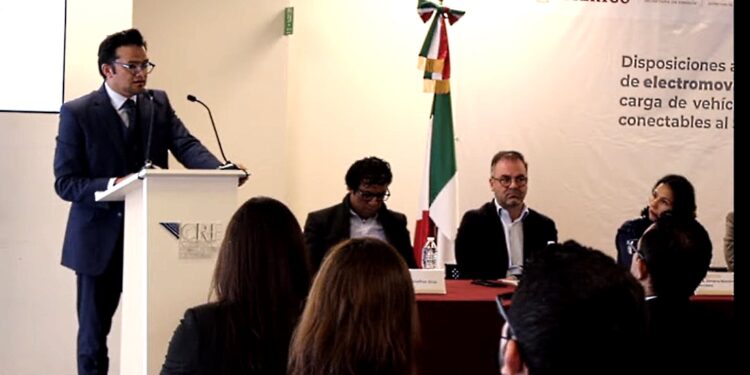 Regulación en electromovilidad proyecta a escenarios de transición reales: Walter Ángel Jiménez