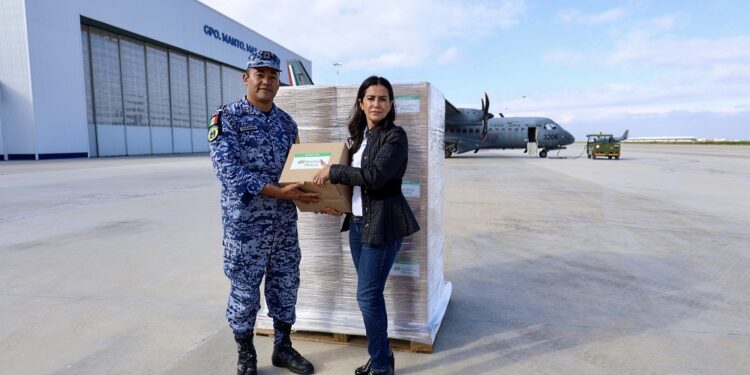 Apoya Iberdrola México con mil despensas para damnificados por el huracán “John”