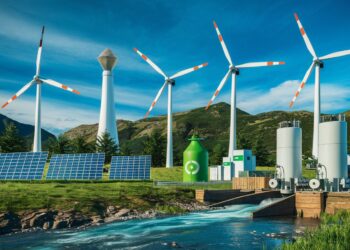 Necesario instalar 60 mil MW limpios a 2050 para descarbonizar sector eléctrico: ICCM