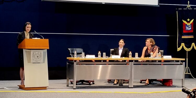 El Estado, eje promotor del desarrollo tecnológico: Luz Elena González