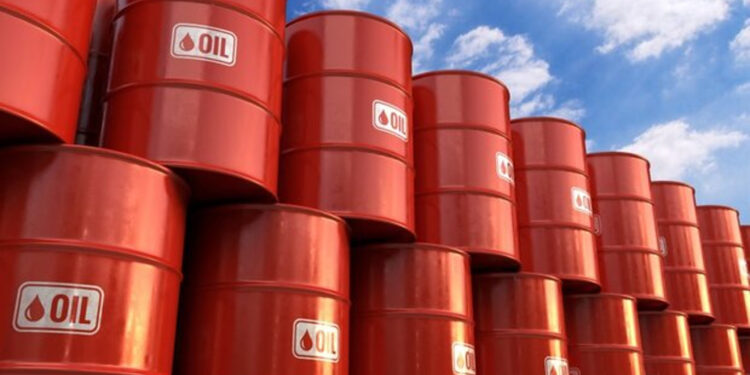 Estima Hacienda en 58.4 dólares el barril del petróleo mexicano para 2025