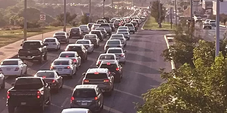 Usuarios de gasolina Magna se ahorrarán 3 centavos en pago del IEPS