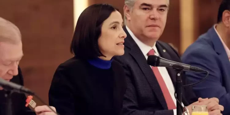 Plantean Sener y CCE áreas de participación privada en energía