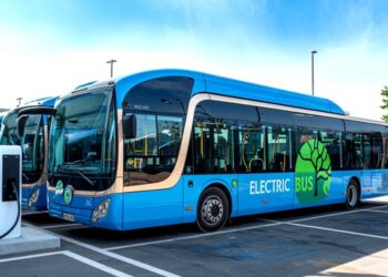 Se queda corta fase 2 de la NOM-163 en metas de electrificación del transporte: ICCT