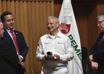 Infraestructura para Trion requerirá 50 mil toneladas de acero: Pemex