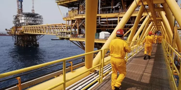 Cae otro 12 % producción de Pemex