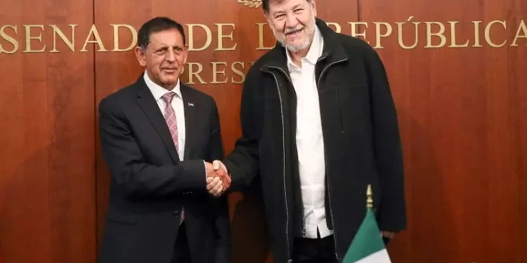 Ante tensiones con EE.UU., es necesario ampliar abanico de relaciones comerciales: Fernández Noroña