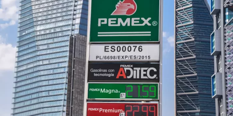 Pide Coparmex que continúen mesas de diálogo sobre el precio tope a la gasolina