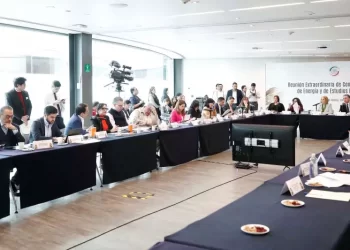 Sin consenso, pasan Leyes Secundarias en Comisiones del Senado