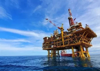 Pemex y Slim renegocian campo gasífero Lakach