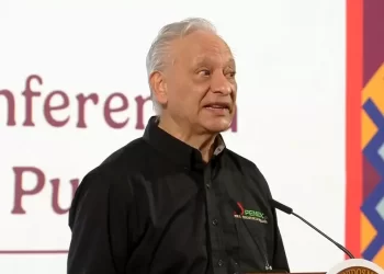 Invertirá Pemex 220 mil millones de pesos en exploración petrolera