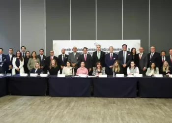 México no es la causa de los problemas de la industria siderúrgica de EE.UU., dice el Senado