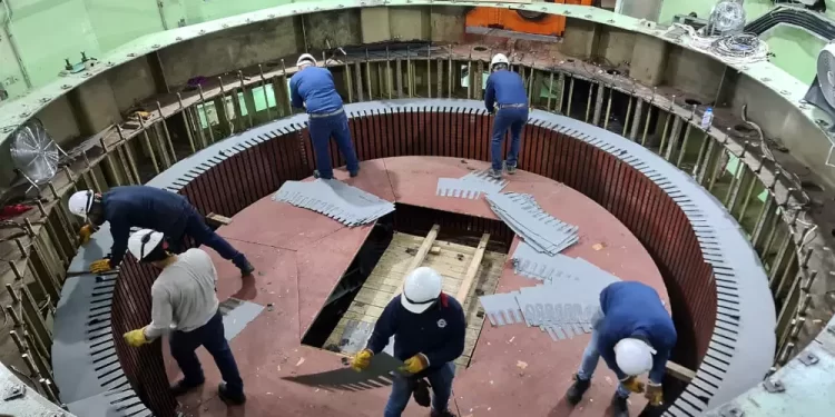 Reinicia operaciones hidroeléctrica de Zimapán