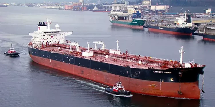 Caen exportaciones petroleras en el primer trimestre del año