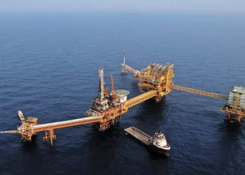 Estima Hacienda producción petrolera de 1.77 millones de bd para 2026