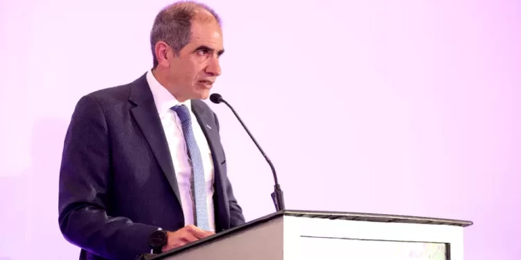 Piden petroleras privadas marco regulatorio estable y predecible