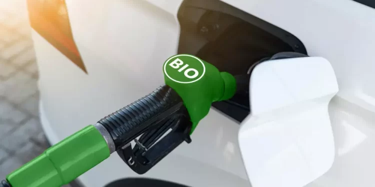 Reduce biocombustible costos operativos y emisiones