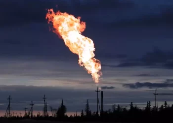 Alertan sobre impactos en la salud de recién nacidos por quema de gas en el Sureste