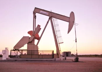 Petroprecios se mantienen bajos, pero estables; hay incertidumbre por poca demanda
