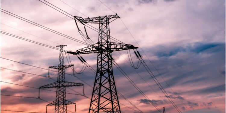 Nueva ley eléctrica se aleja del ideal de separar la regulación de la política: Lujambio
