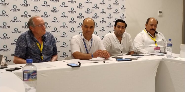 Pide Onexpo regionalizar control de precios de la gasolina Magna