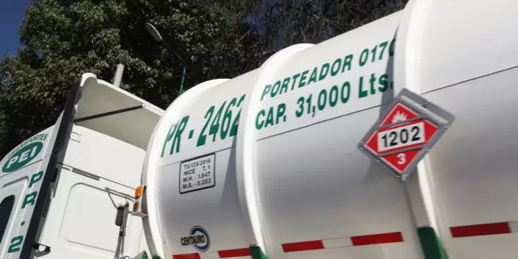 Aumentó Pemex envíos de crudo a Cuba en 2024