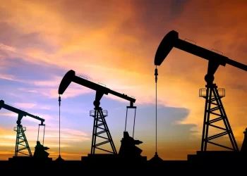 Suben petroprecios ante aumento de producción de la OPEP y temores por incendios en Canadá