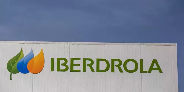 Se va Iberdrola de México; no hay seguridad jurídica con Sheinbaum