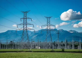 CFE, sin capacidad para proveer energía al Norte del país: Grupo Amistad