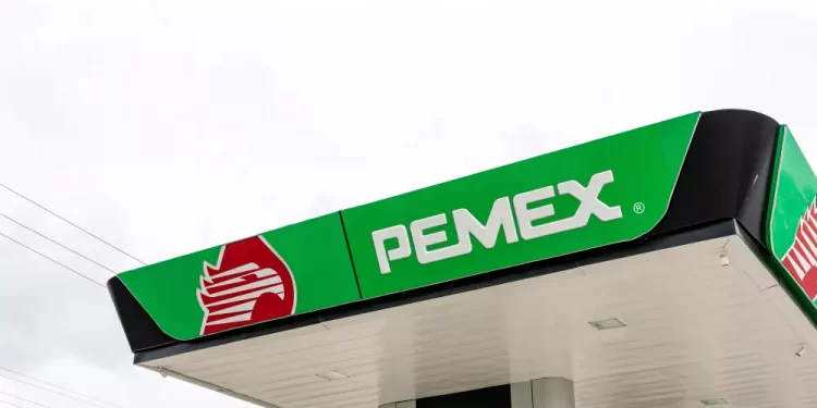Valor de Pemex se contrajo a la tercera parte en 6 años