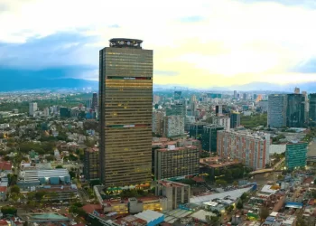 Va Sheinbaum por revisión de pensiones de Pemex