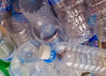 Advierten sobre crisis global por contaminación con plásticos