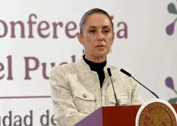 Niega Sheinbaum que Iberdrola se retire de México por falta de certeza jurídica