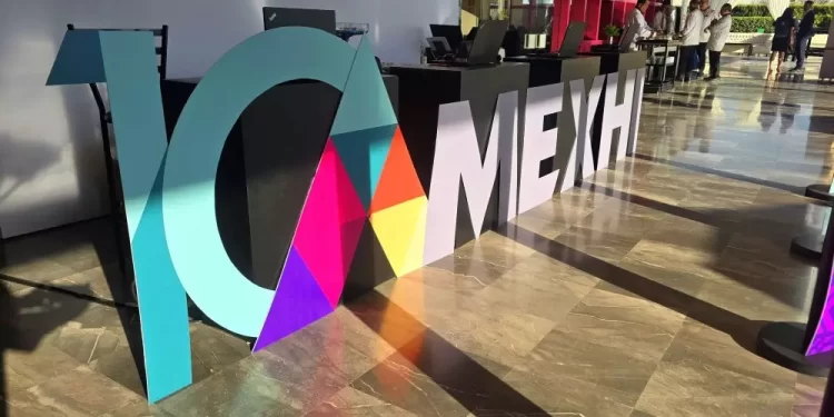 Pide AMEXHI contratos transparentes en proyectos mixtos con Pemex