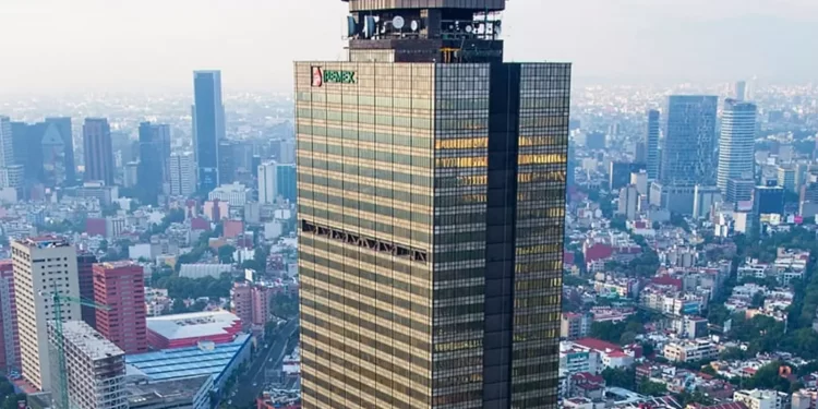 Plan para Pemex no entusiasma a la banca: Fitch Ratings