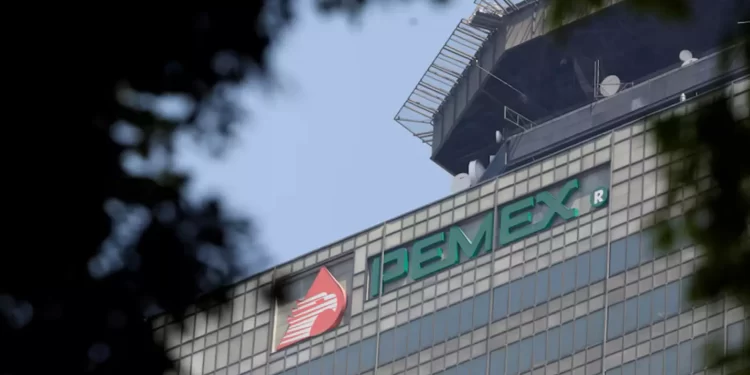 Busca 4T aliviar vencimientos de deuda internacional de Pemex