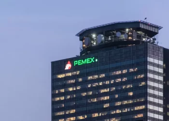 Aportará cada mexicano $1,960 a Pemex en 2026