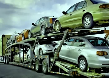 Bajan producción y exportaciones de autos ligeros en septiembre