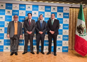 Firman Transition Industries y Mitsubishi Gas Chemical acuerdo de compraventa de metanol verde