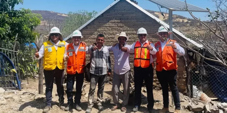 Avanza CFE en justicia energética al electrificar comunidades en todo el país