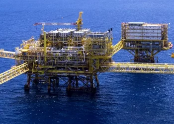 Producción mexicana de petróleo caerá 800 mil barriles para 2035: IEA