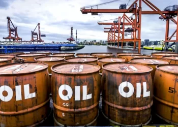 Exportaciones petroleras cayeron 26 % en 2025