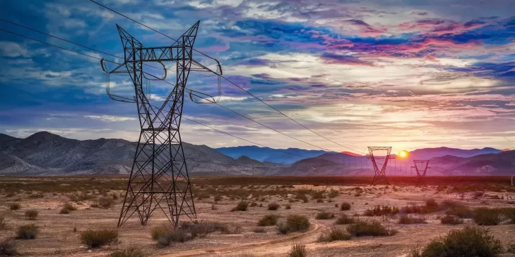 Fuera de servicio dos líneas de transmisión por sismo: CFE